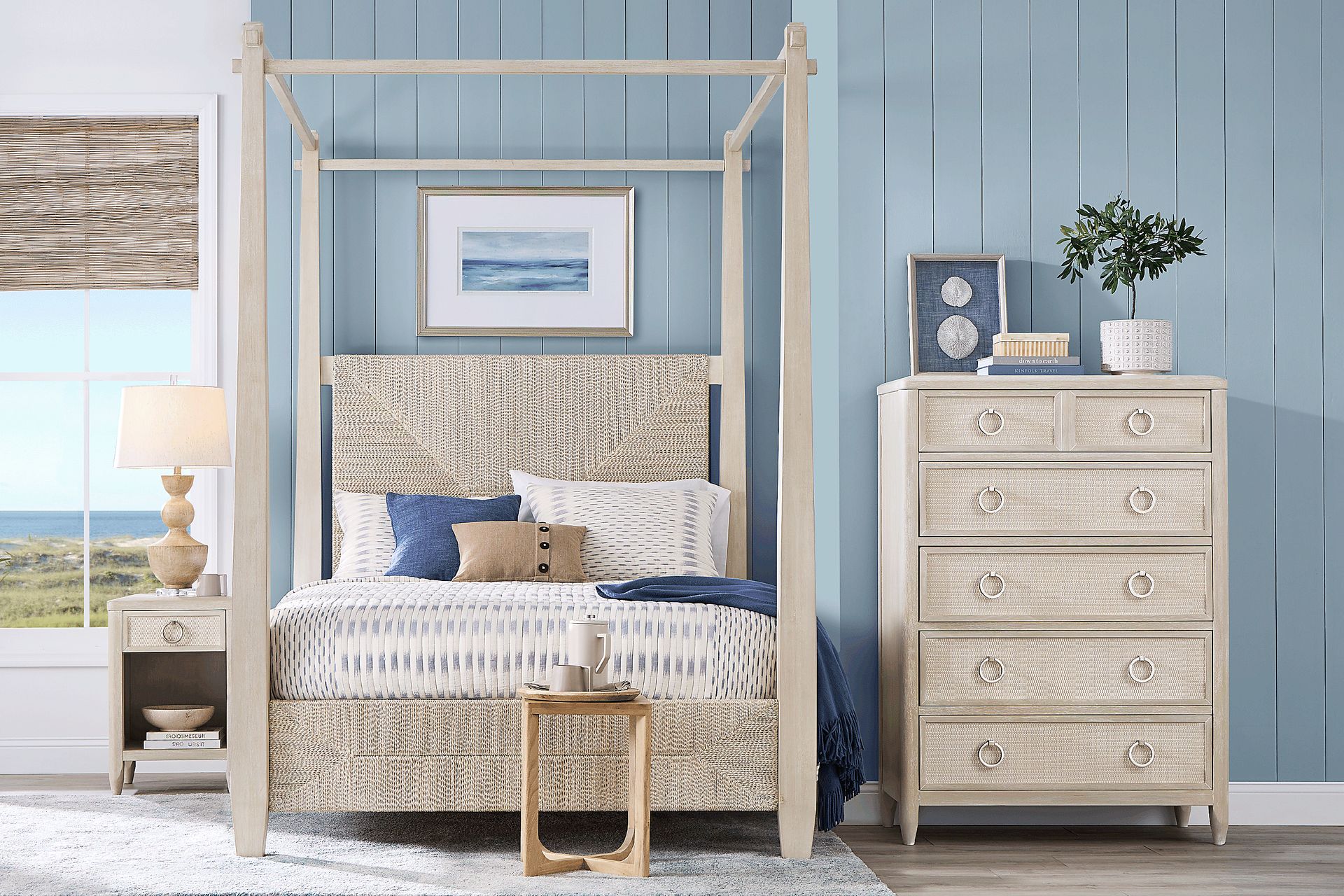 Maldive White 5 Pc King Poster Bedroom - Image 1