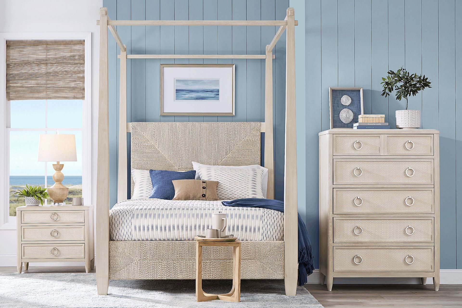 Maldive White 5 Pc King Poster Bedroom - Image 1