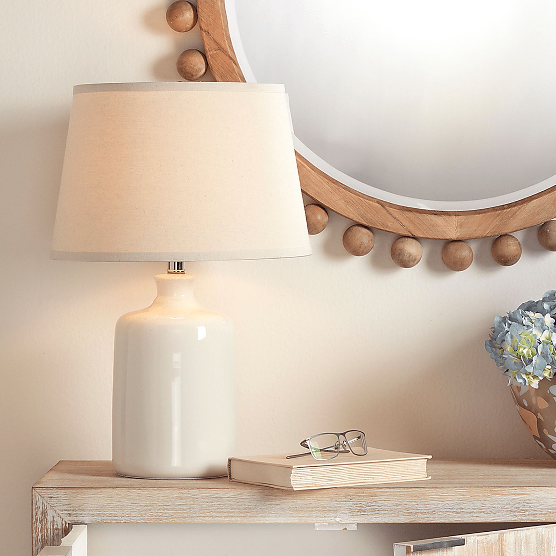 Maler Bay Cream Lamp - Image 2