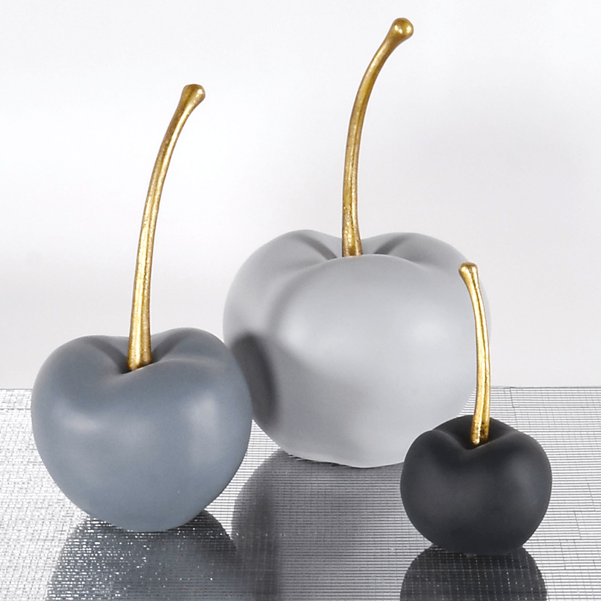 Malomo Gray Sculpture, Set of 3 - Image 3