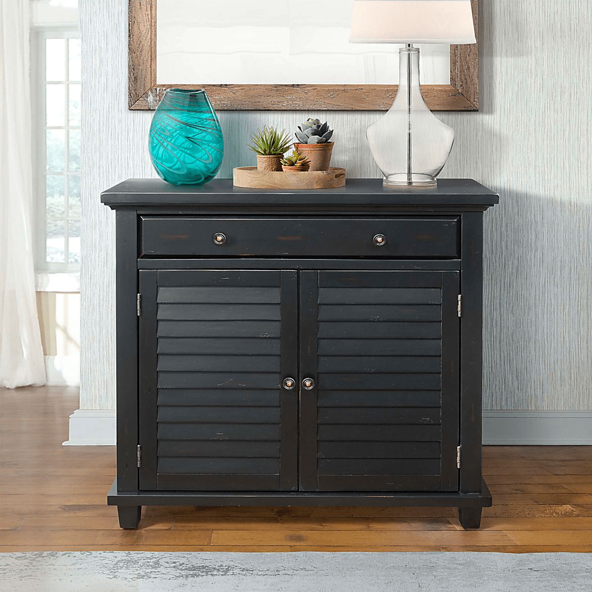 Malquin Black Accent Cabinet | Rooms to Go