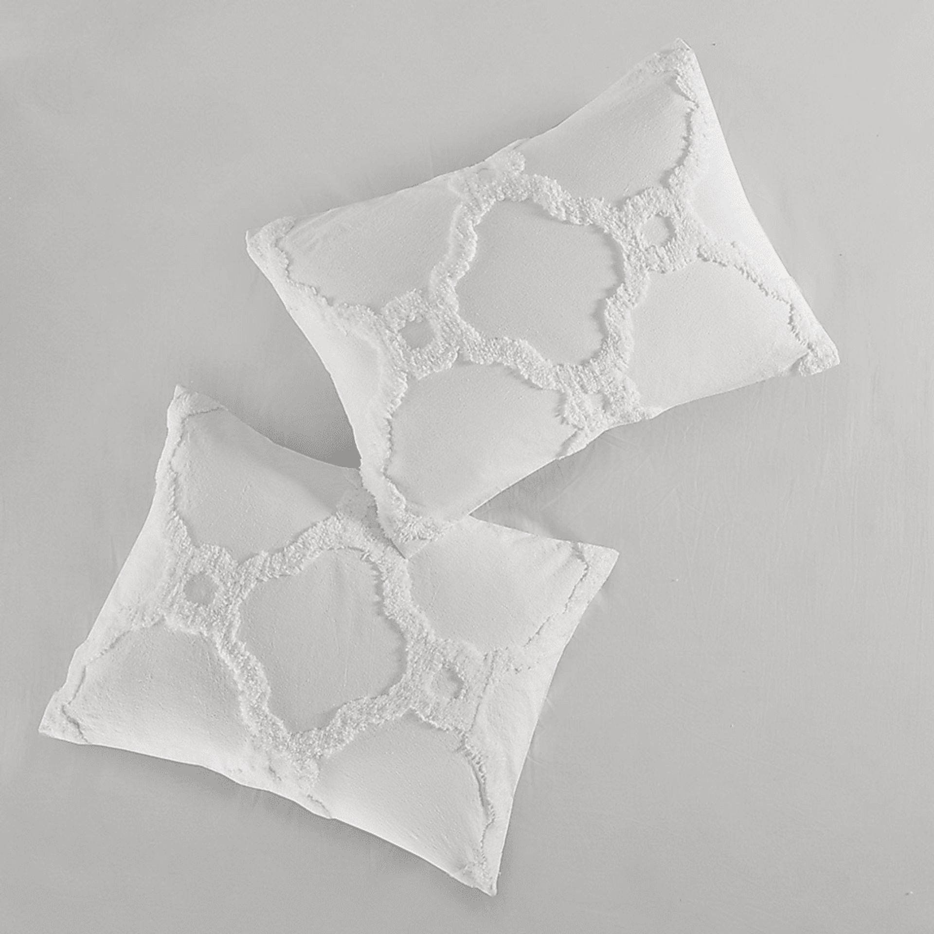 Malurin White 3 Pc King/California King Duvet Set - Image 5