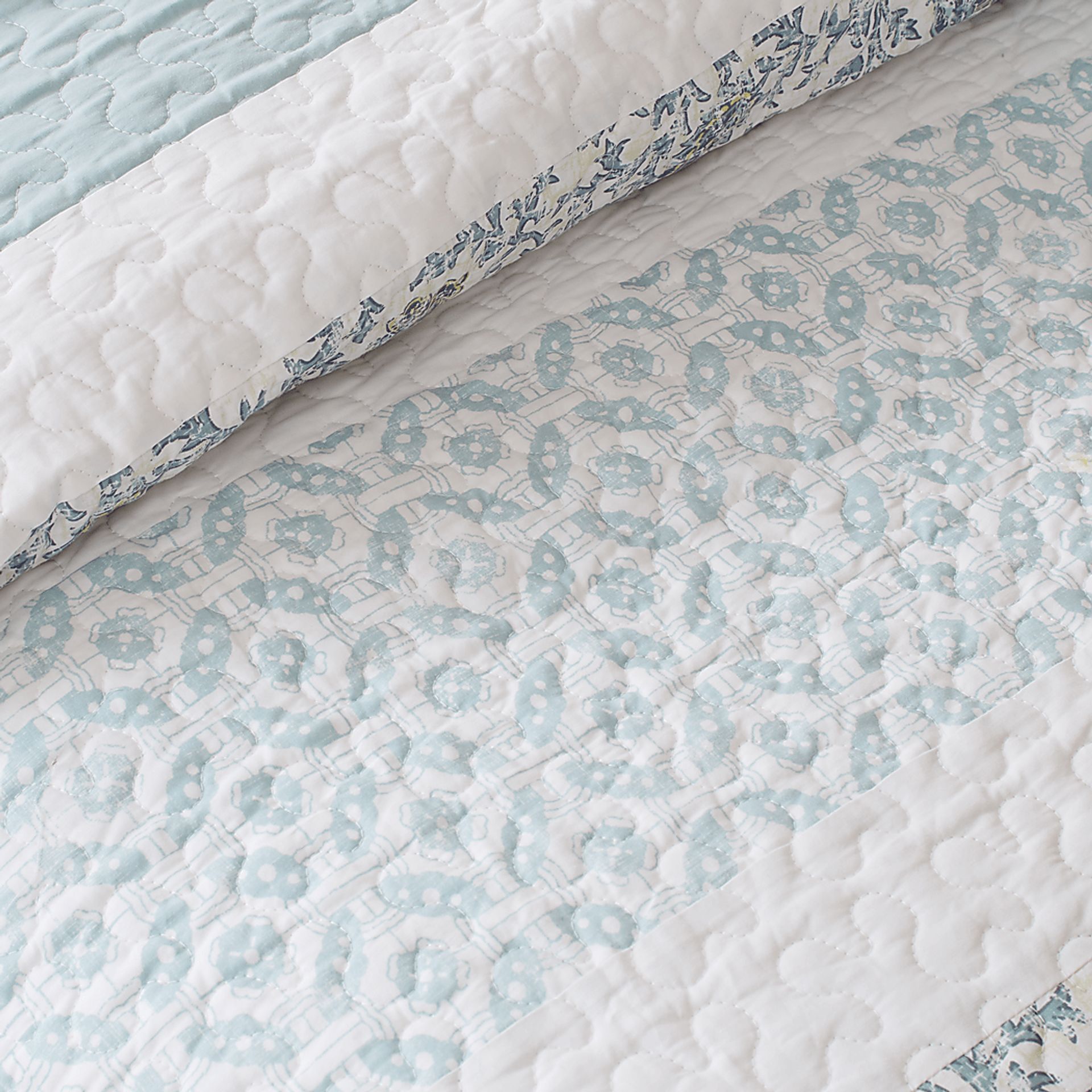 Manasses Blue 9 Pc King Duvet Set - Image 6