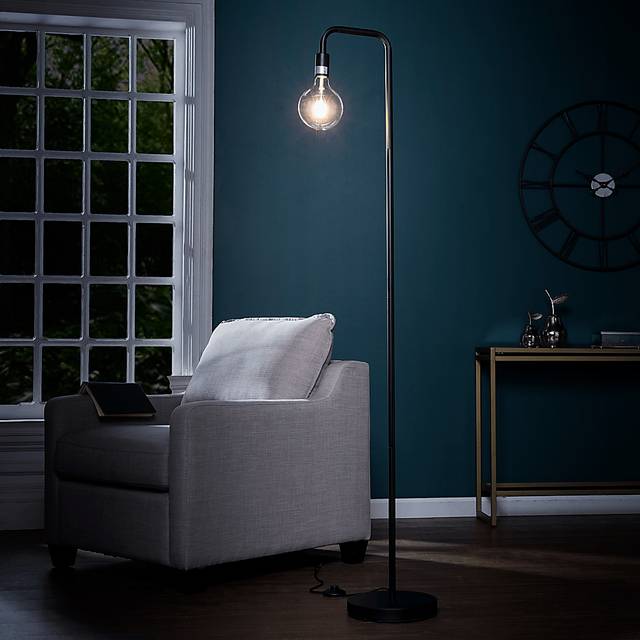 Manley Black Floor Lamp - Thumbnail - Image 4