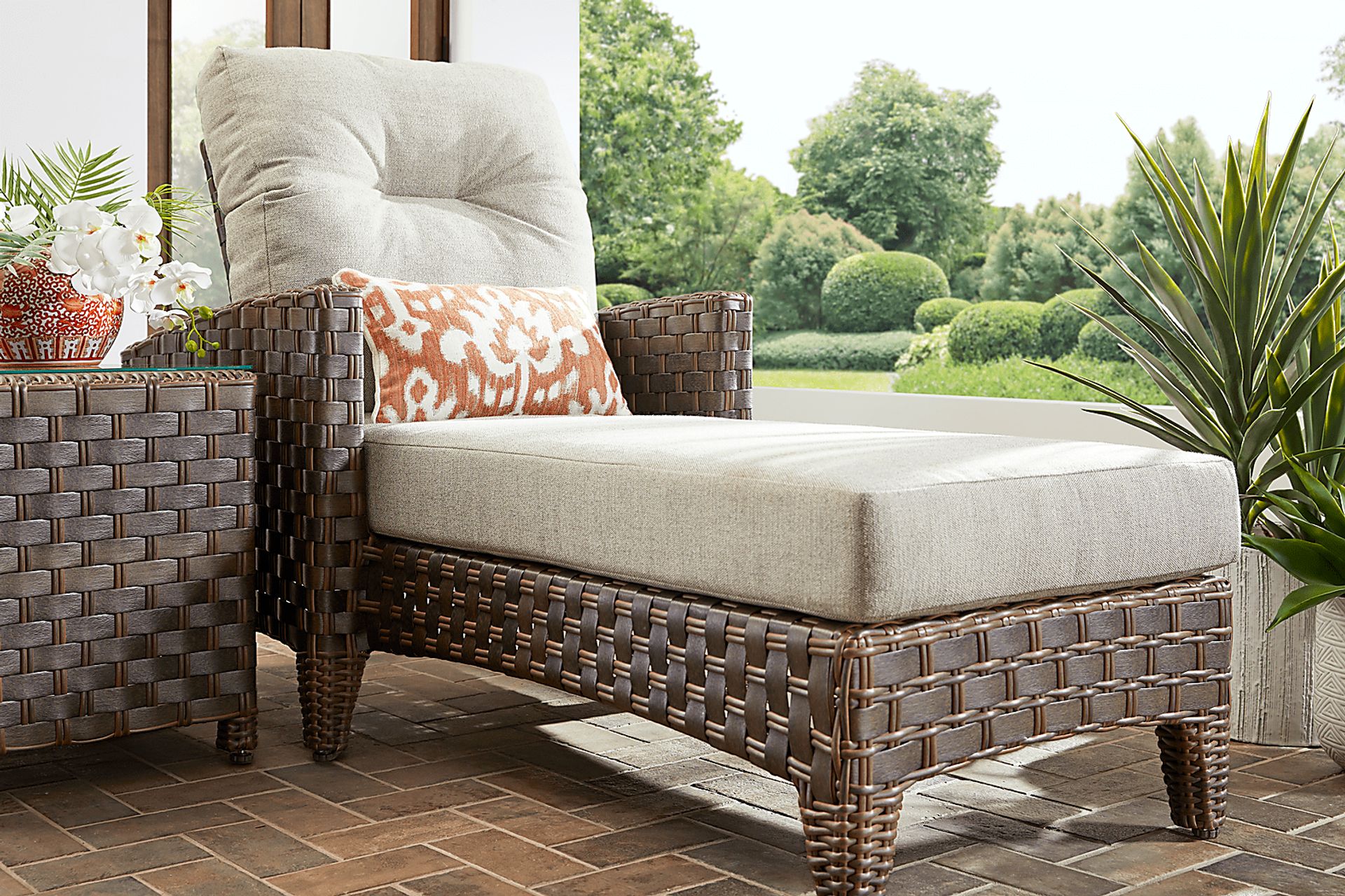 Mantra Brown Outdoor Chaise with Ash Cushions - Image 2
