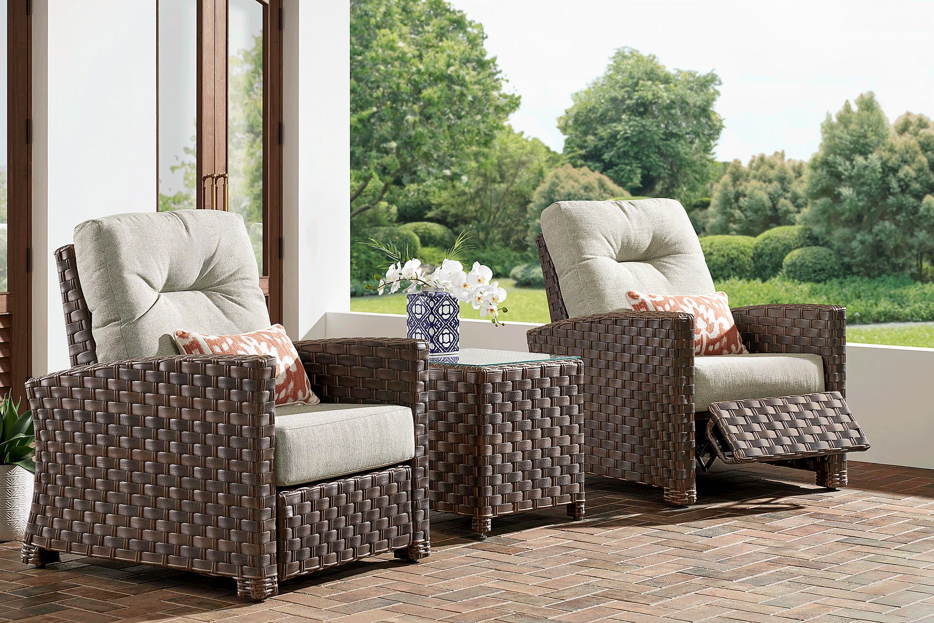 Mantra Brown Outdoor Recliner with Ash Cushions, Set of 2 - Image 2