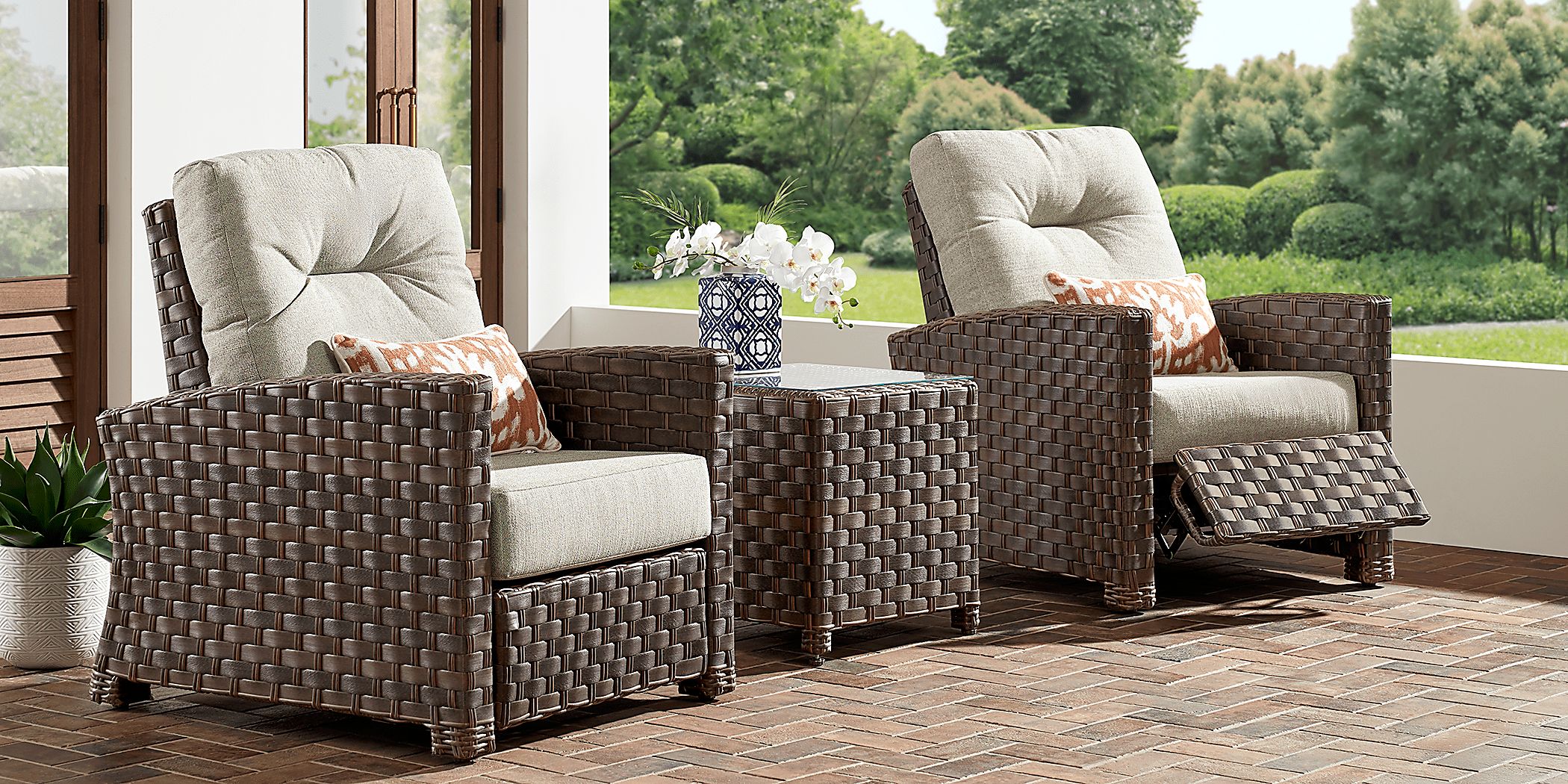 Mantra Brown Outdoor Recliner with Ash Cushions, Set of 2