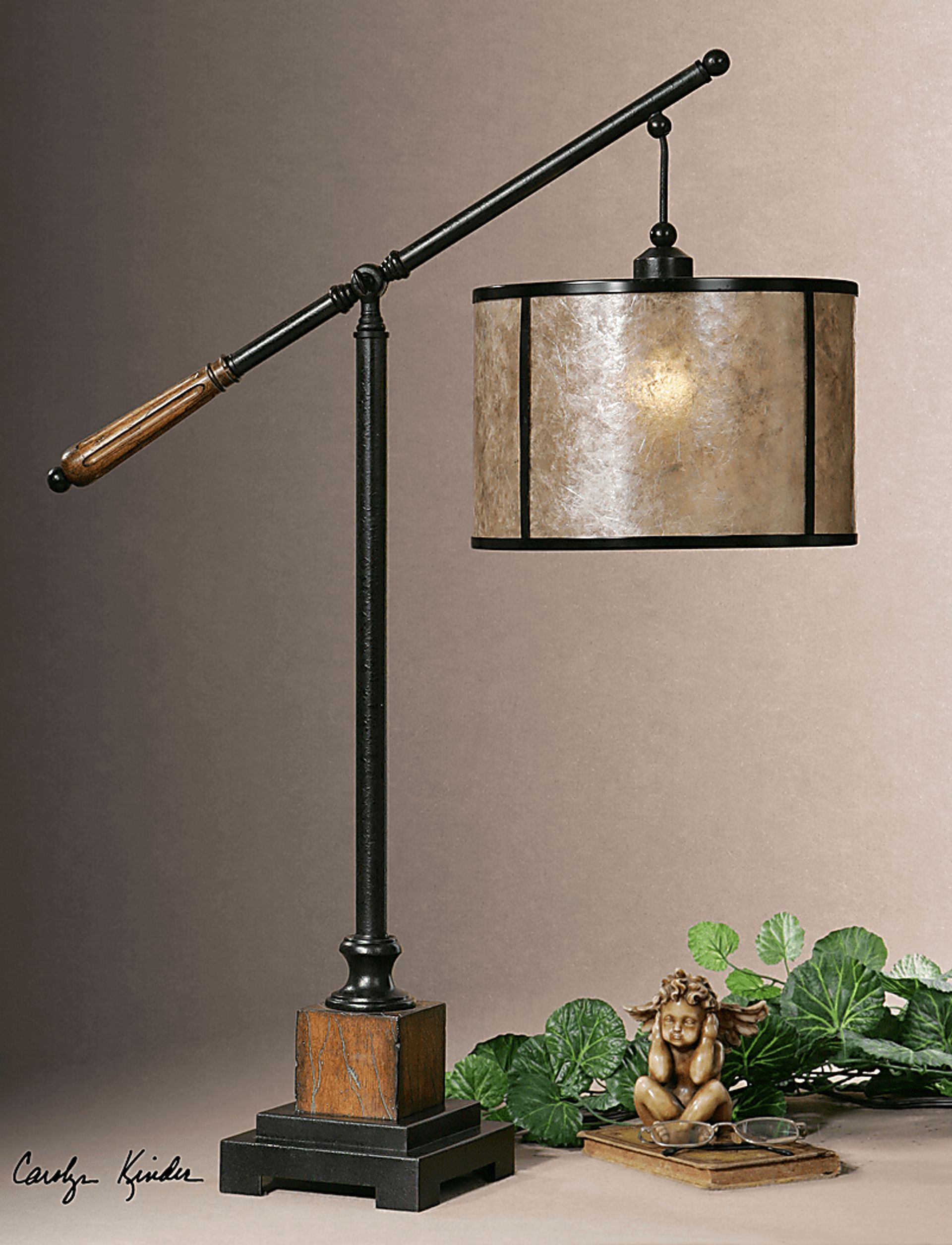 Mapletonington Black Lamp - Image 2
