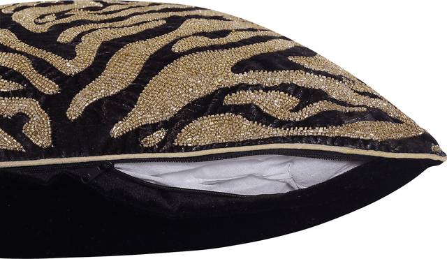 Mapozza Gold Accent Pillow - Thumbnail - Image 4