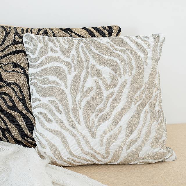 Mapozza Silver Accent Pillow - Thumbnail - Image 2