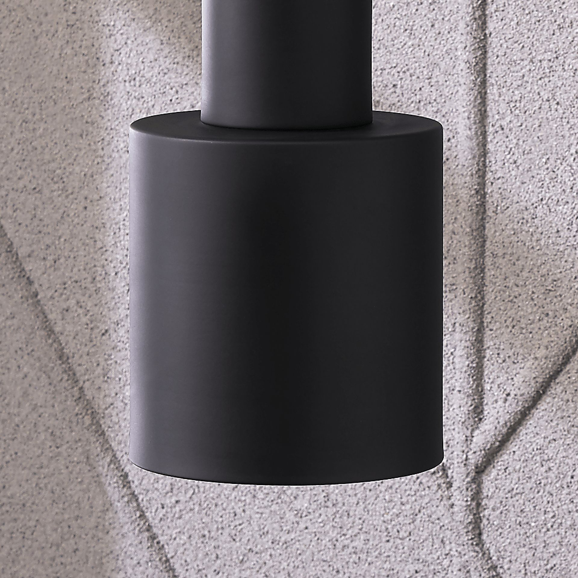 Marbent Black Pendant - Image 2