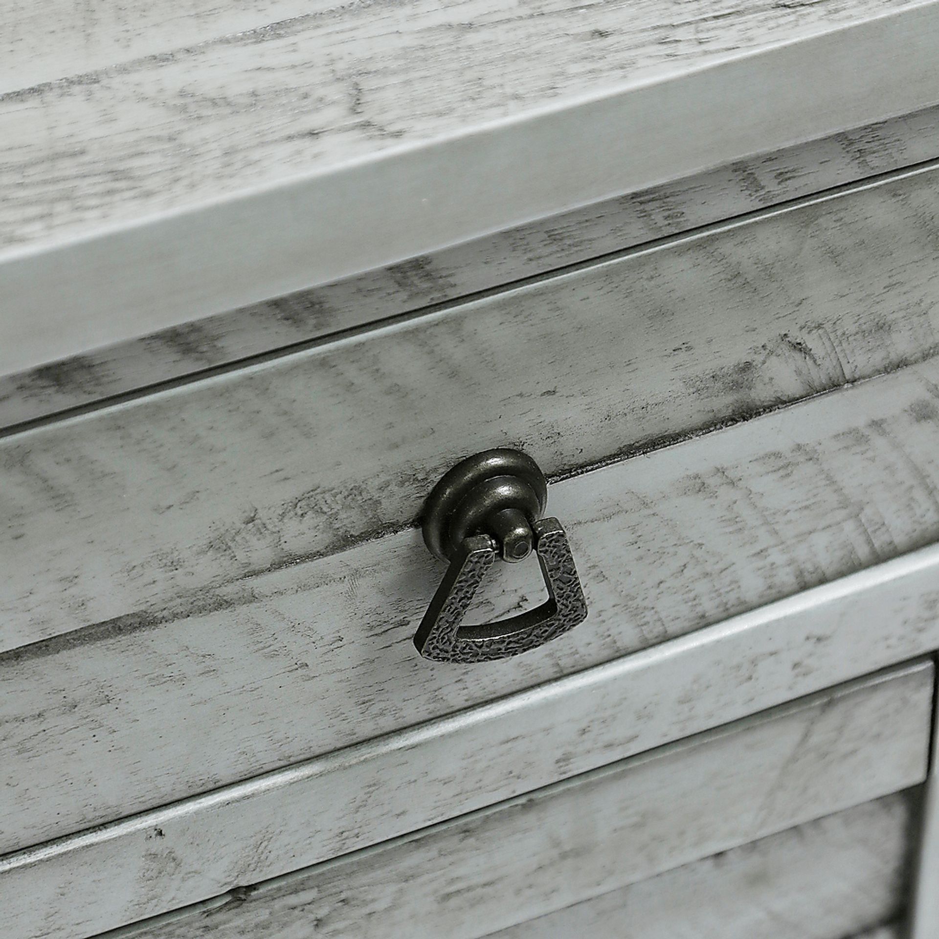 Maribob Gray End Table - Image 3