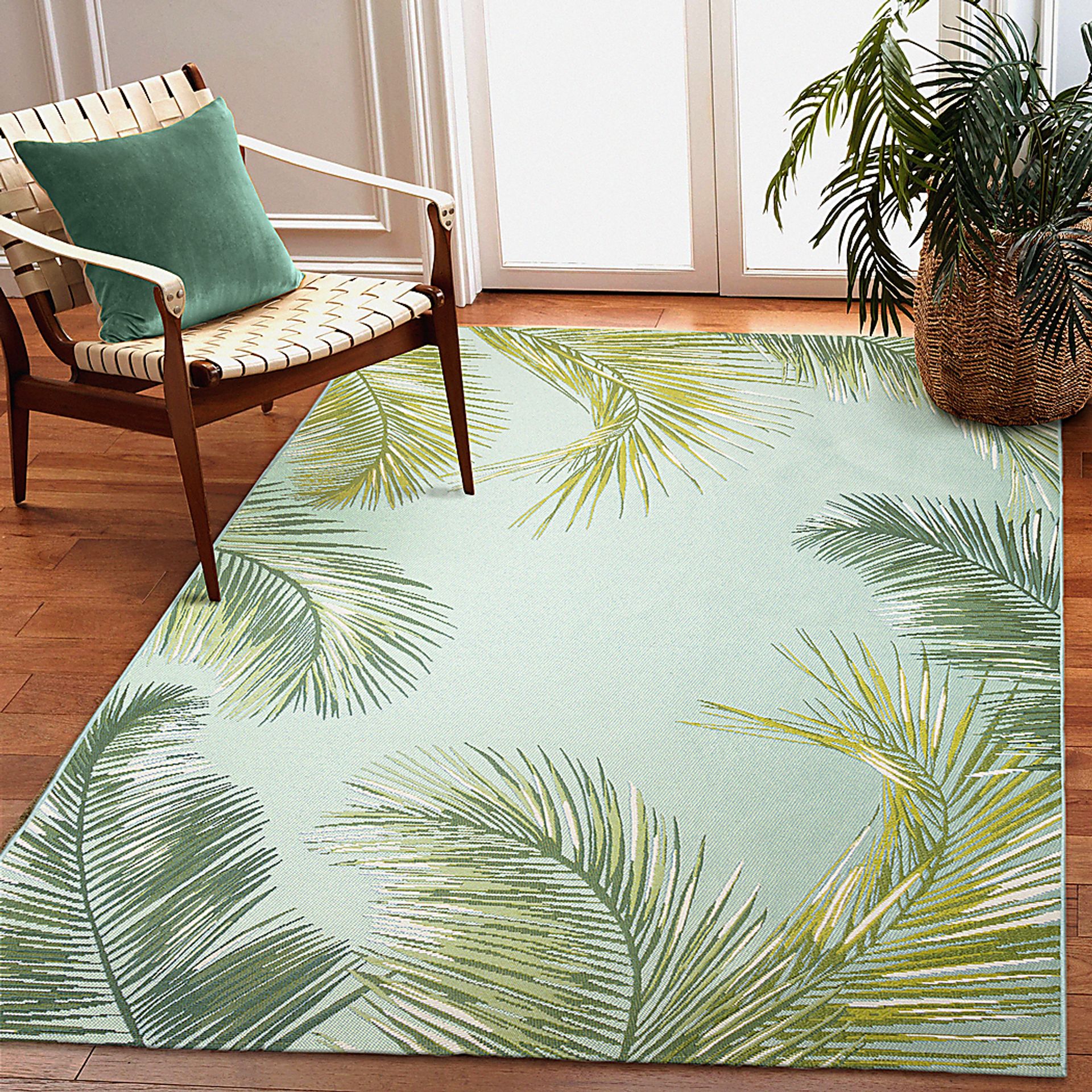 Marina Palms Aqua 4'10 x 7'6 Indoor/Outdoor Rug - Image 3
