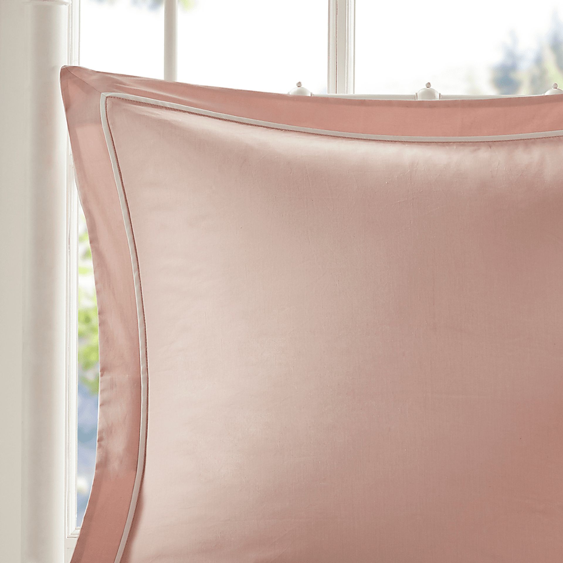 Marjory Blush 9 Pc Queen Comforter Set - Image 13