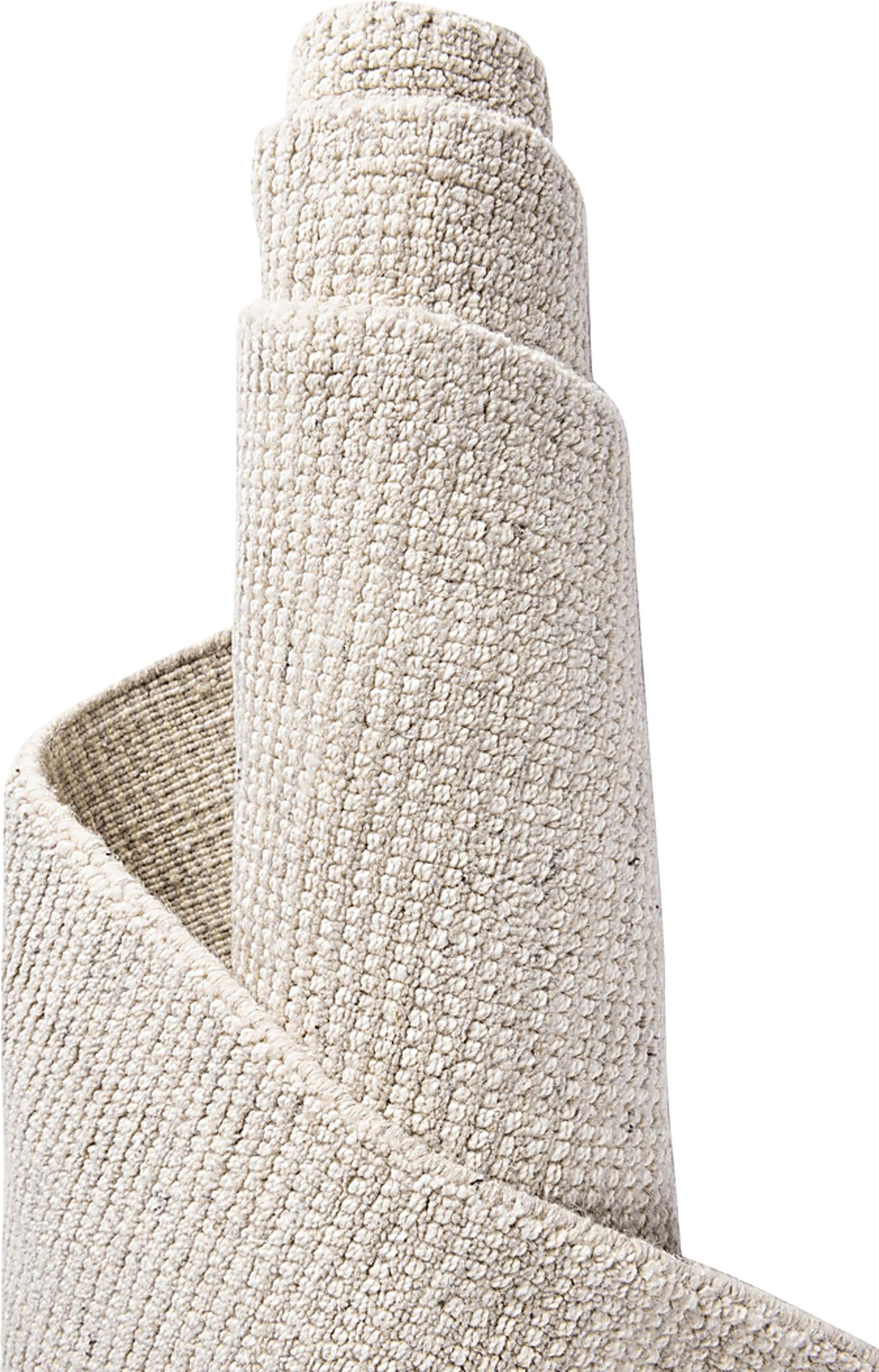Marmot Ivory 5'1 x 8' Rug - Image 4
