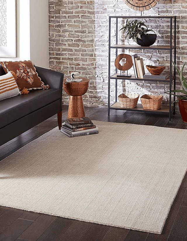 Marmot Ivory 7'10 x 10' Rug - Thumbnail - Image 2
