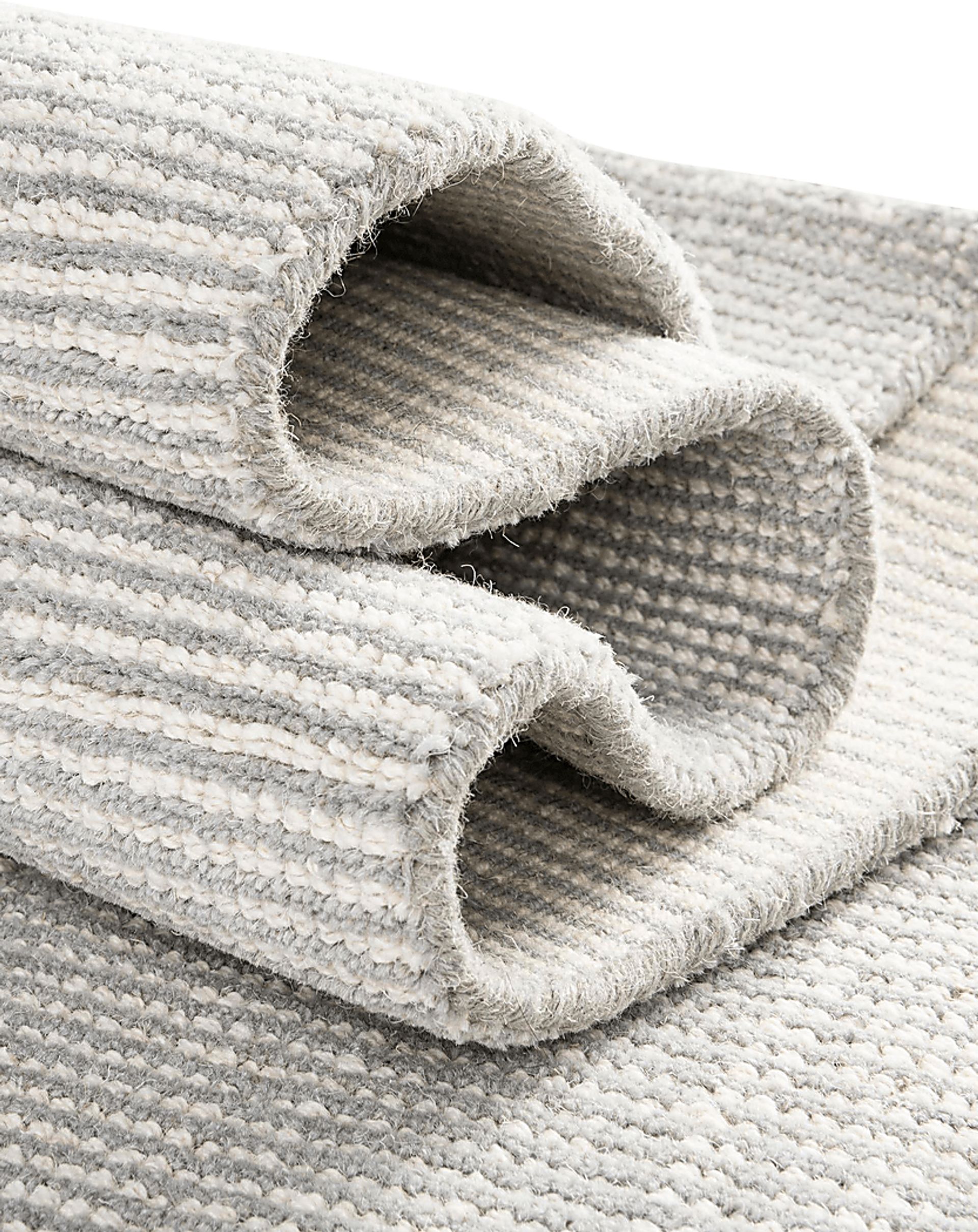 Marmot Light Gray 5'1 x 8' Rug - Image 3
