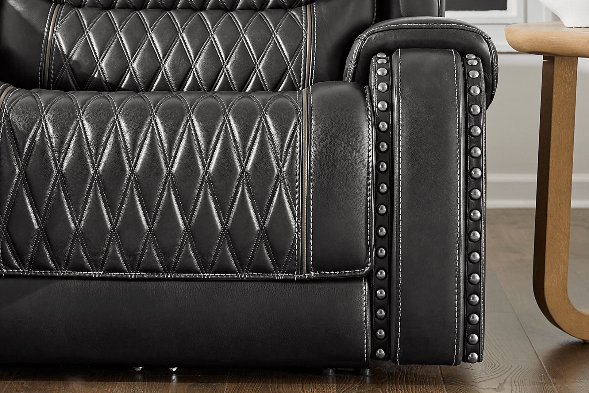 Marquee Black Leather 5 Pc Triple Power Reclining Sectional - Image 5