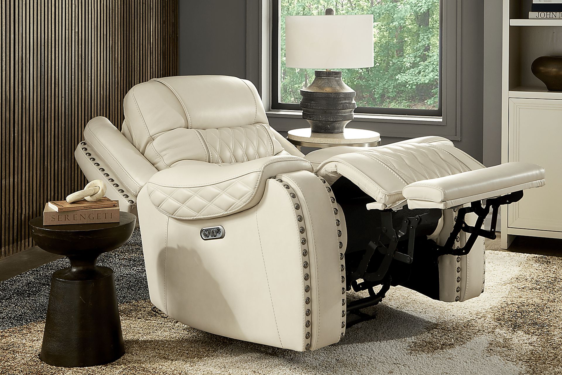 Marquee Cream Leather Triple Power Recliner - Image 5