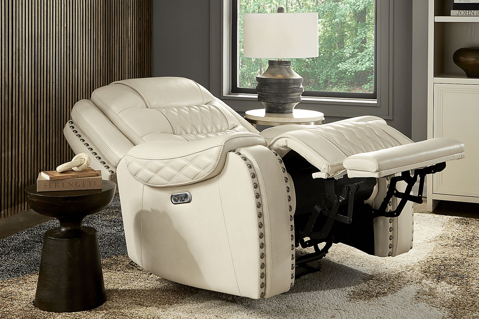 Marquee Cream Leather Triple Power Recliner - Image 6