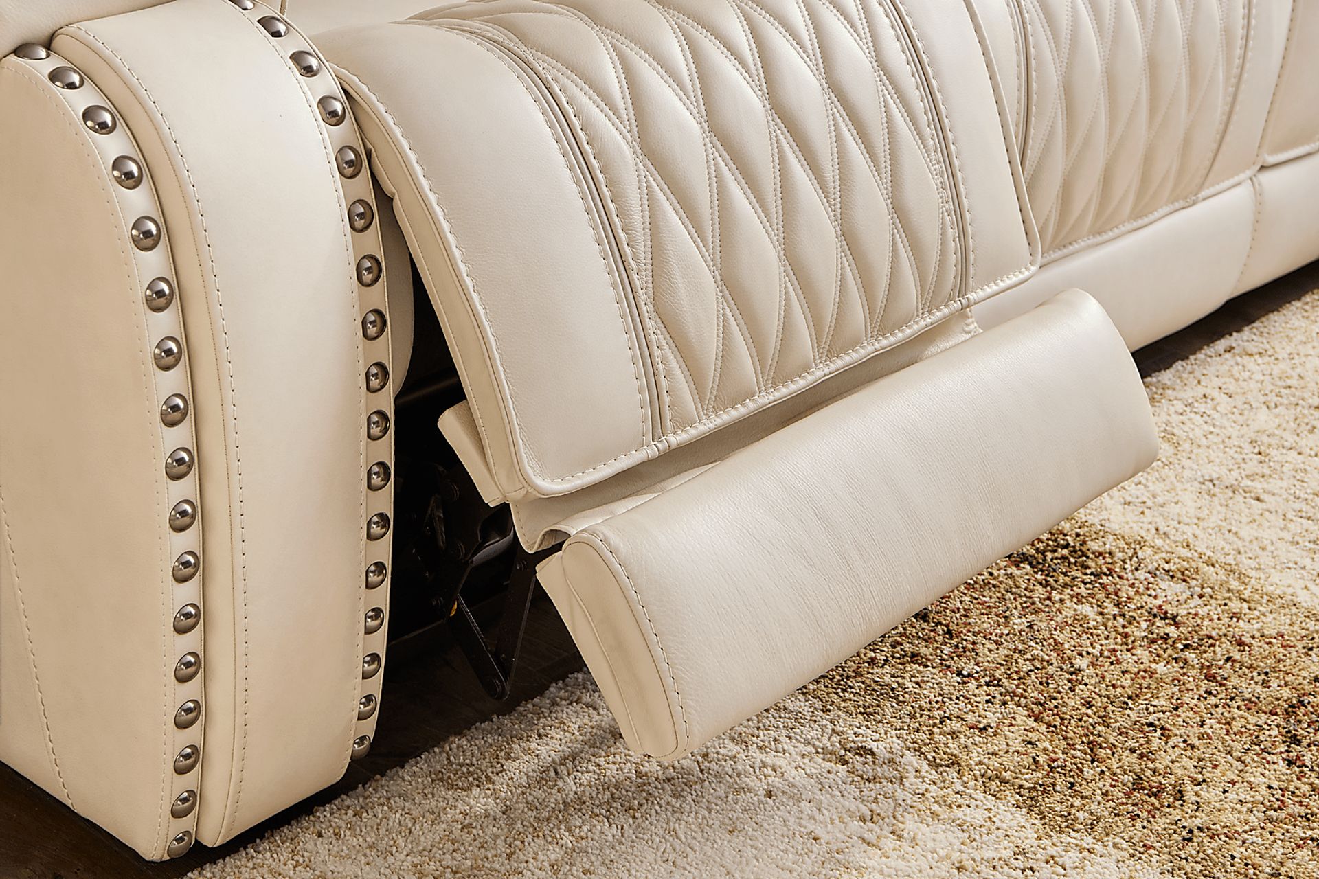 Marquee Cream Leather Triple Power Reclining Sofa - Image 4