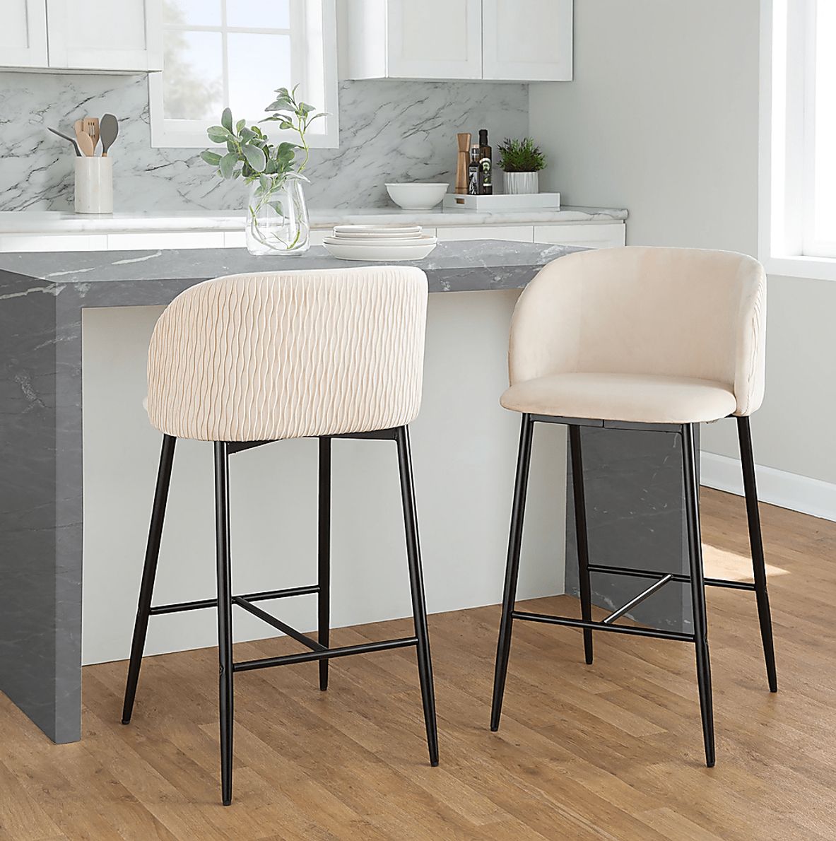 Marsanne V White Counter Height Stool, Set of 2
