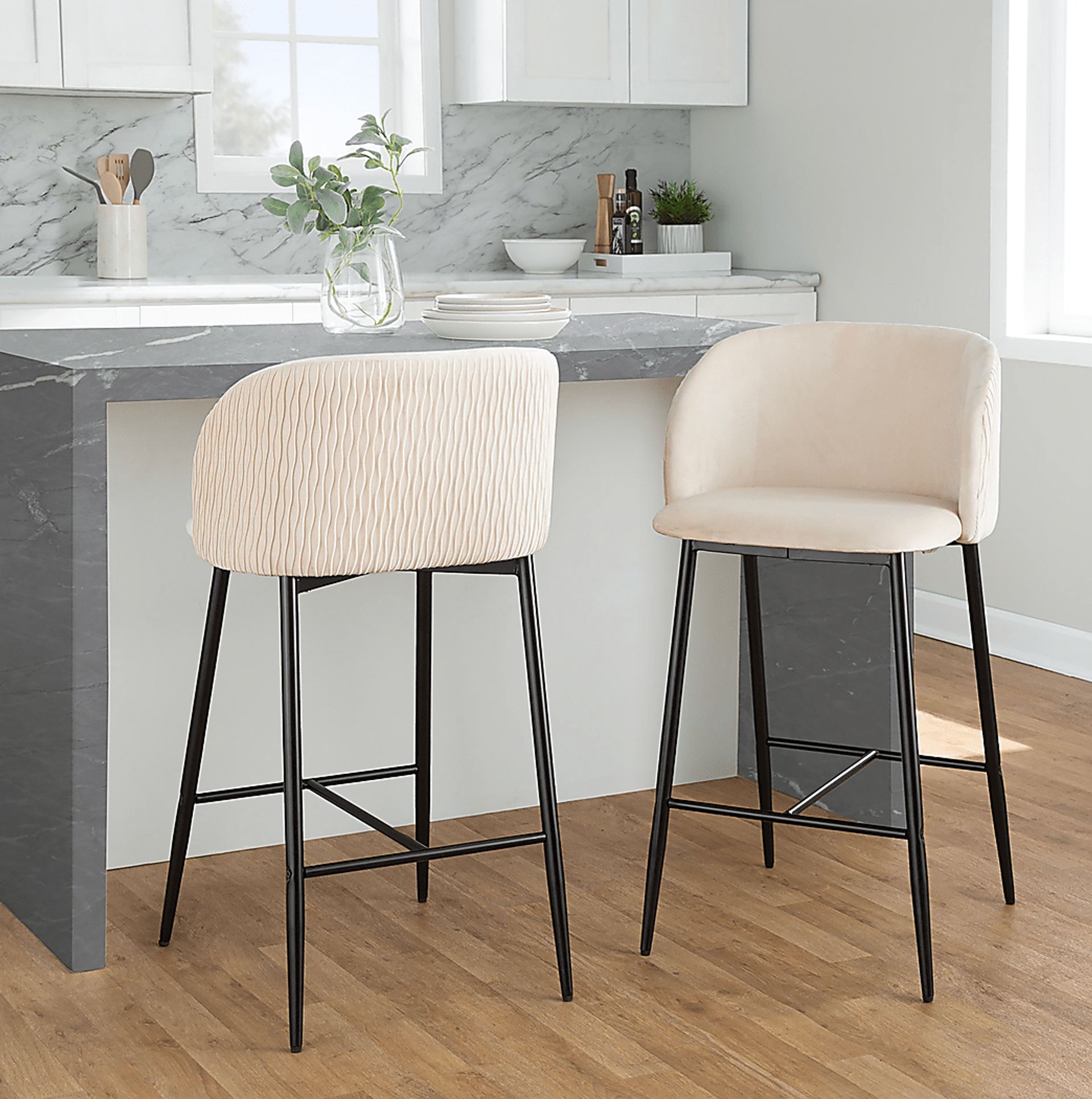Marsanne V White Counter Height Stool, Set of 2 - Image 2