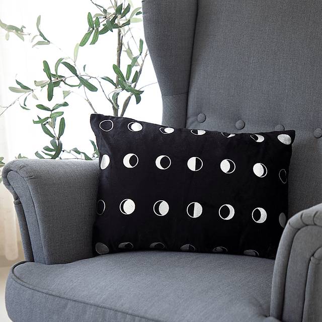 Marsways Black Lumbar Pillow - Thumbnail - Image 2