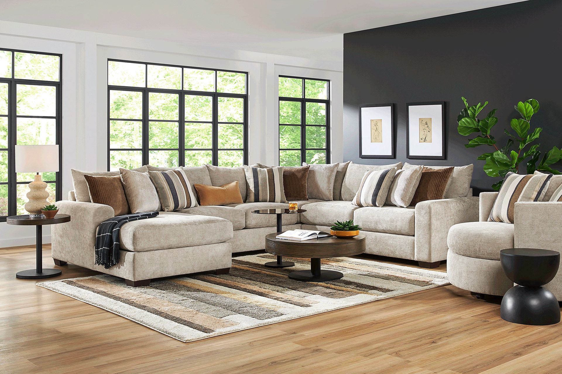 Martin Brown 6 Pc Sectional Living Room - Image 1