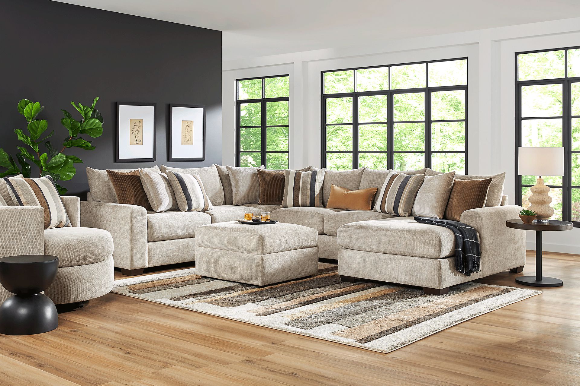 Martin Brown 6 Pc Sectional Living Room - Image 1