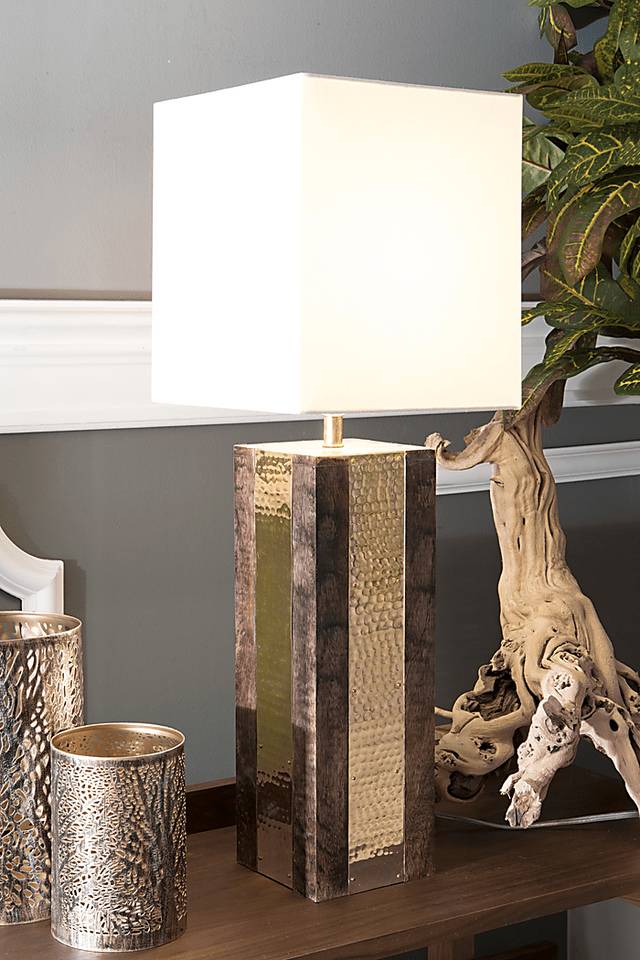 Maudine Gold Lamp - Thumbnail - Image 3