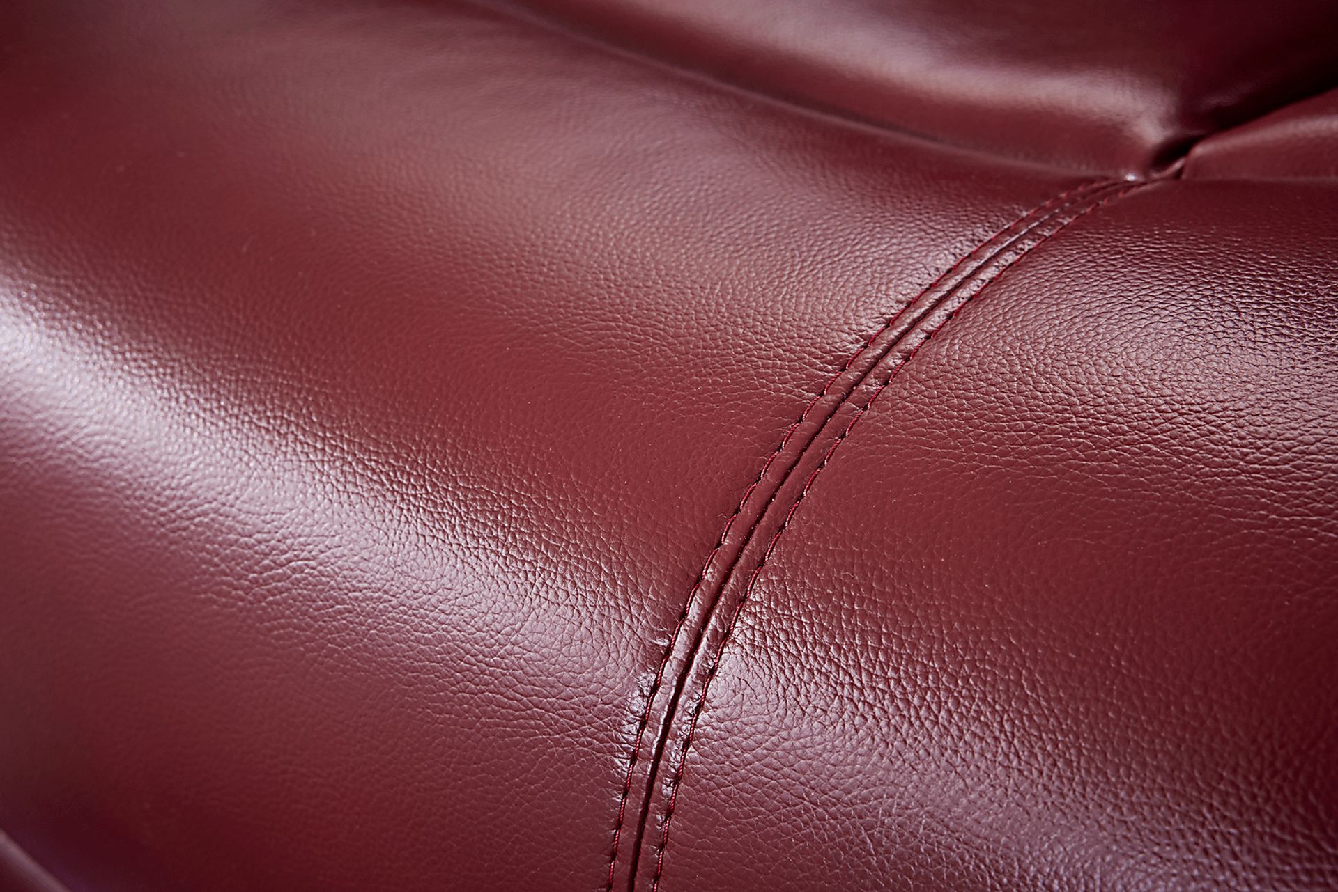 Maverick Red Dual Power Recliner - Image 5