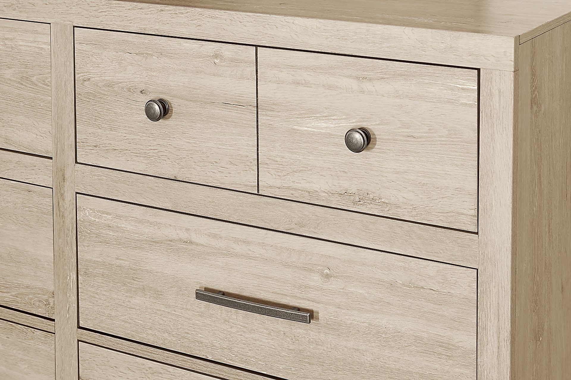 Maxton Place Natural 7 Pc Queen Bedroom - Image 8