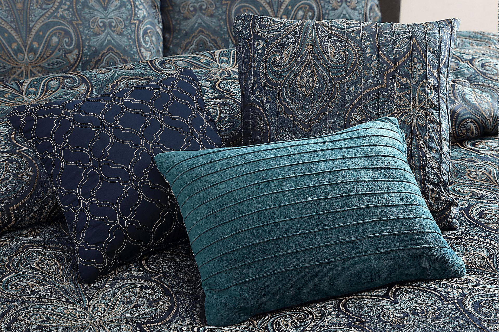 McKillop Teal 7 Pc Full/Queen Comforter Set - Image 5