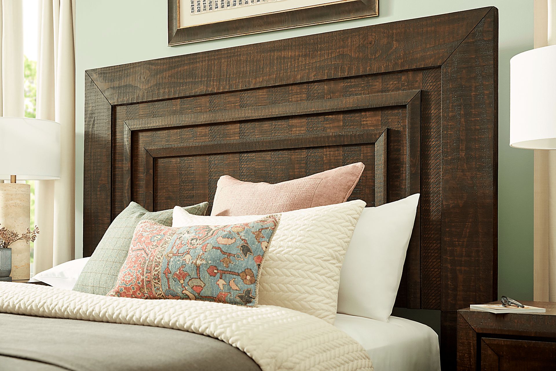 Mckinnon Dark Brown 3 Pc Queen Platform Bed - Image 3