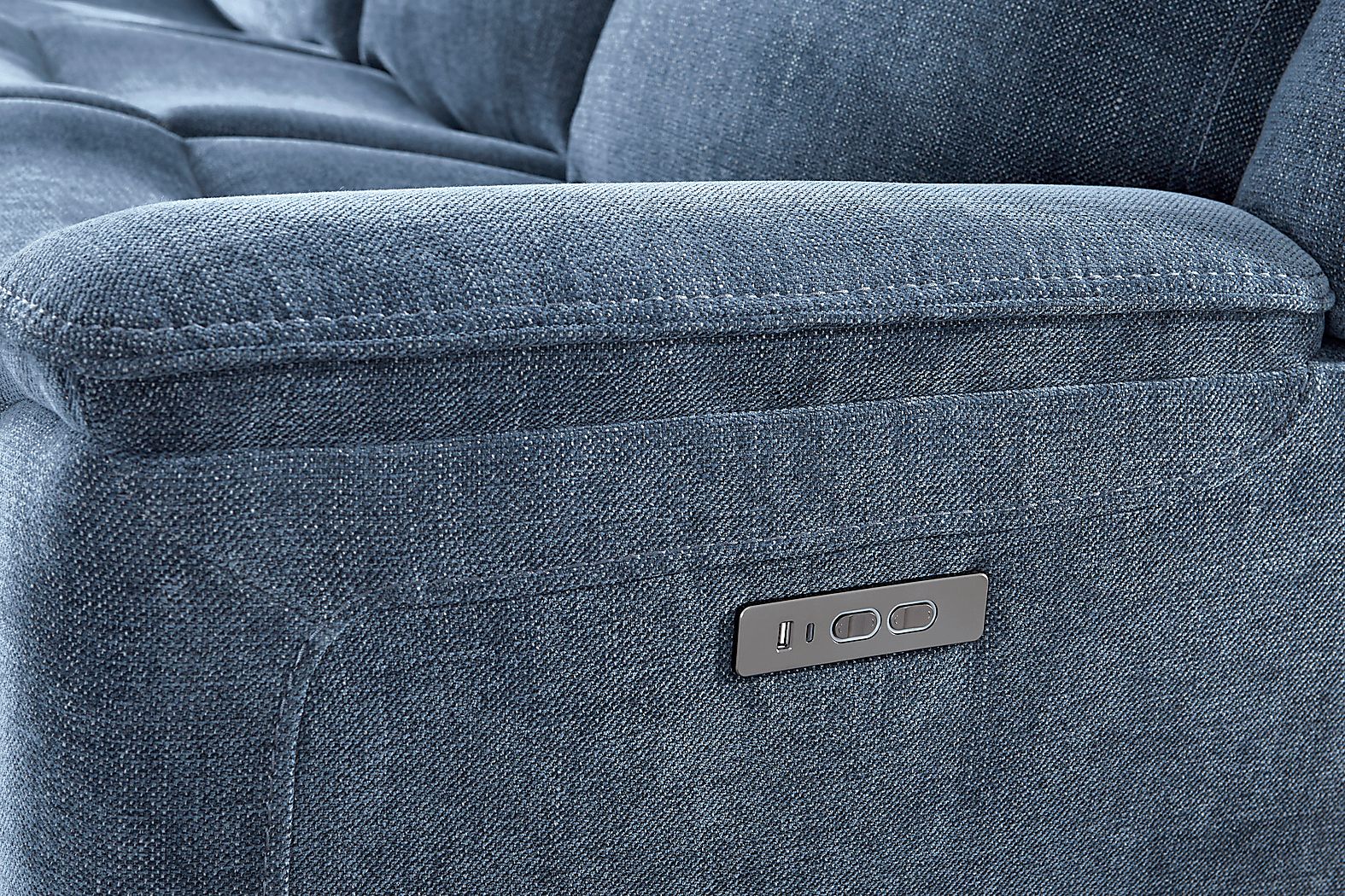 Meadow Park Reclining Sofa - Thumbnail 4