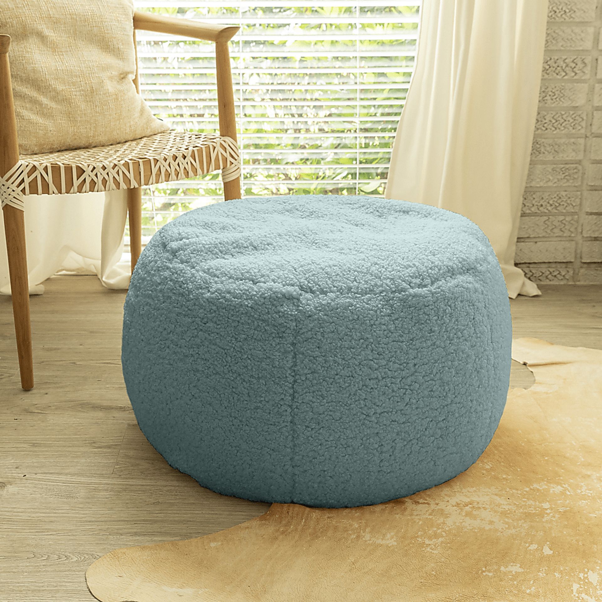 Meashi Green Shealing Pouf - Image 5