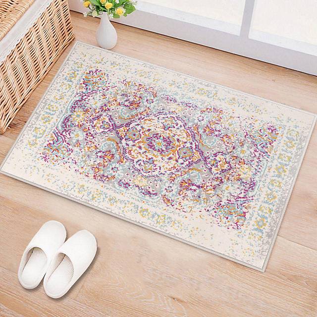 Meelan Gray 2' x 3' Rug - Thumbnail - Image 3