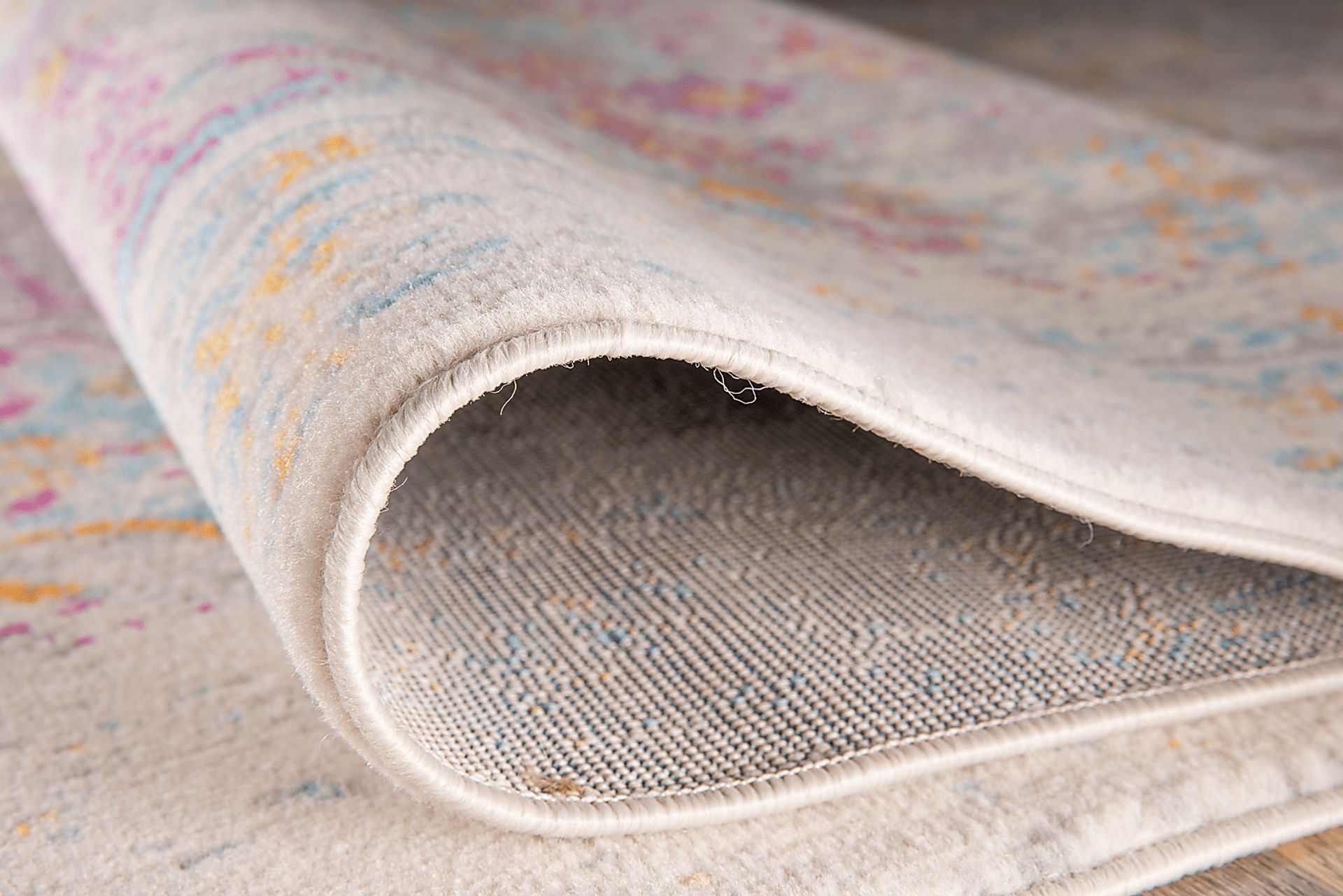 Meelan Gray 3' x 5'  Rug - Image 3