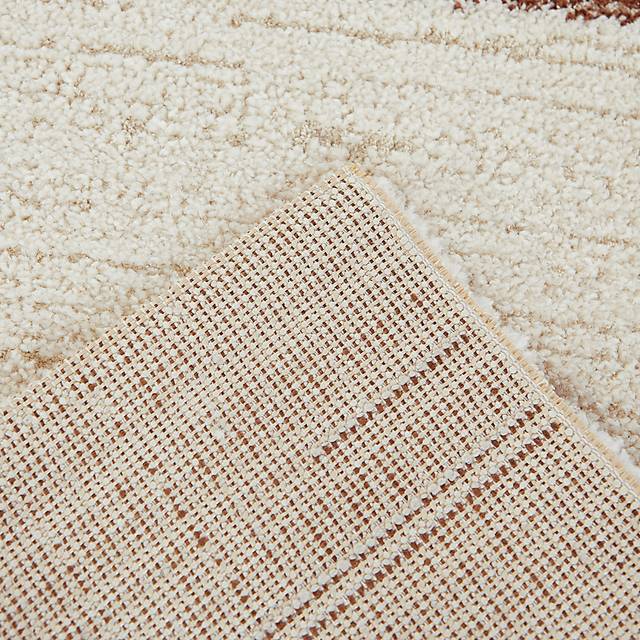 Meldrum Rust 5'3 x 7' Rug - Thumbnail - Image 3