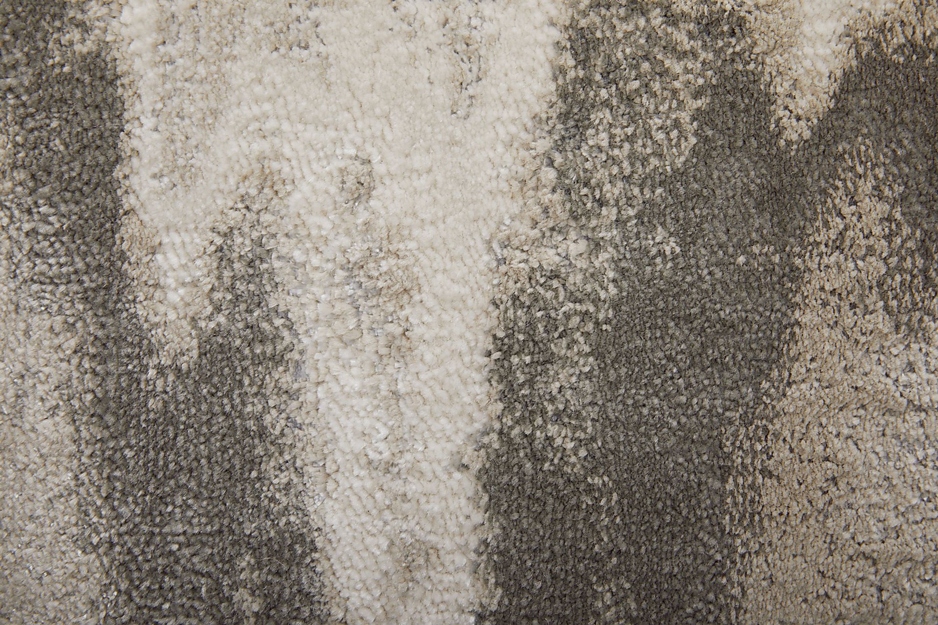 Mellonah Gray 2'10 x 7'10 Runner Rug - Image 8