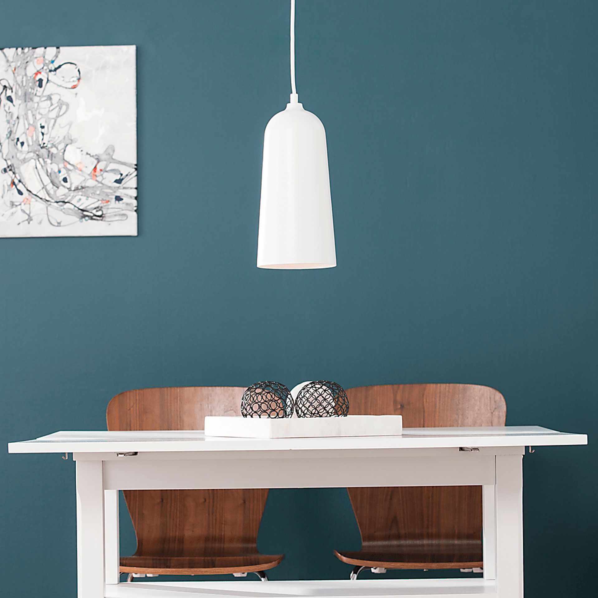 Mendlewood White Chandelier - Image 2