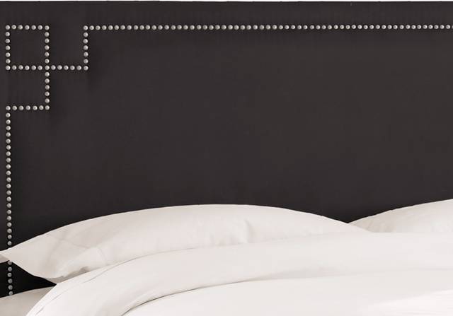 Mendon Bluff Black 3 Pc Queen Bed - Thumbnail - Image 2