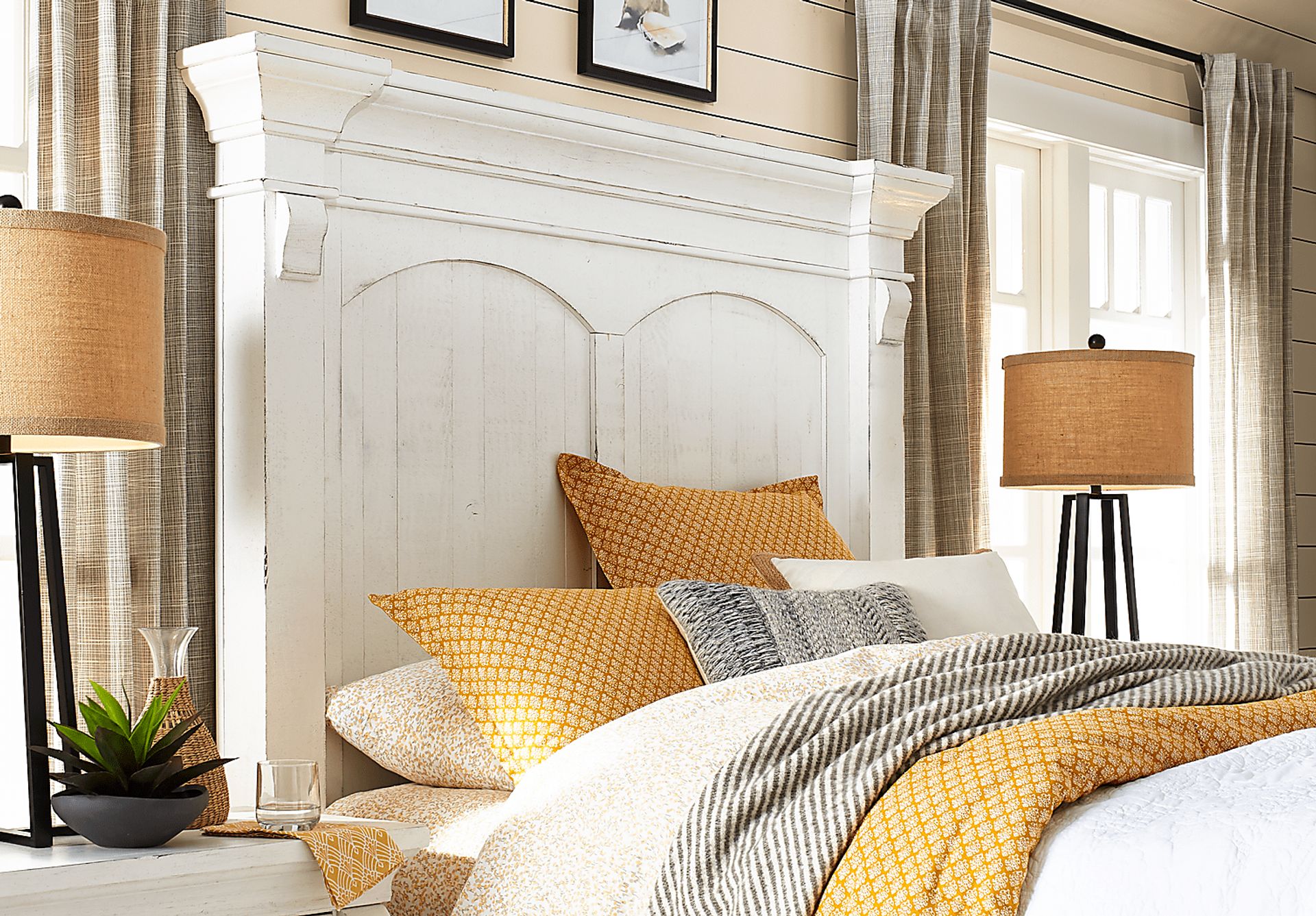 Mercer Estates White 8 Pc King Panel Bedroom - Image 3