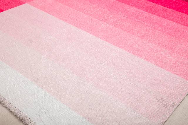 Mershi Pink 5'3 x 7' Rug - Thumbnail - Image 5