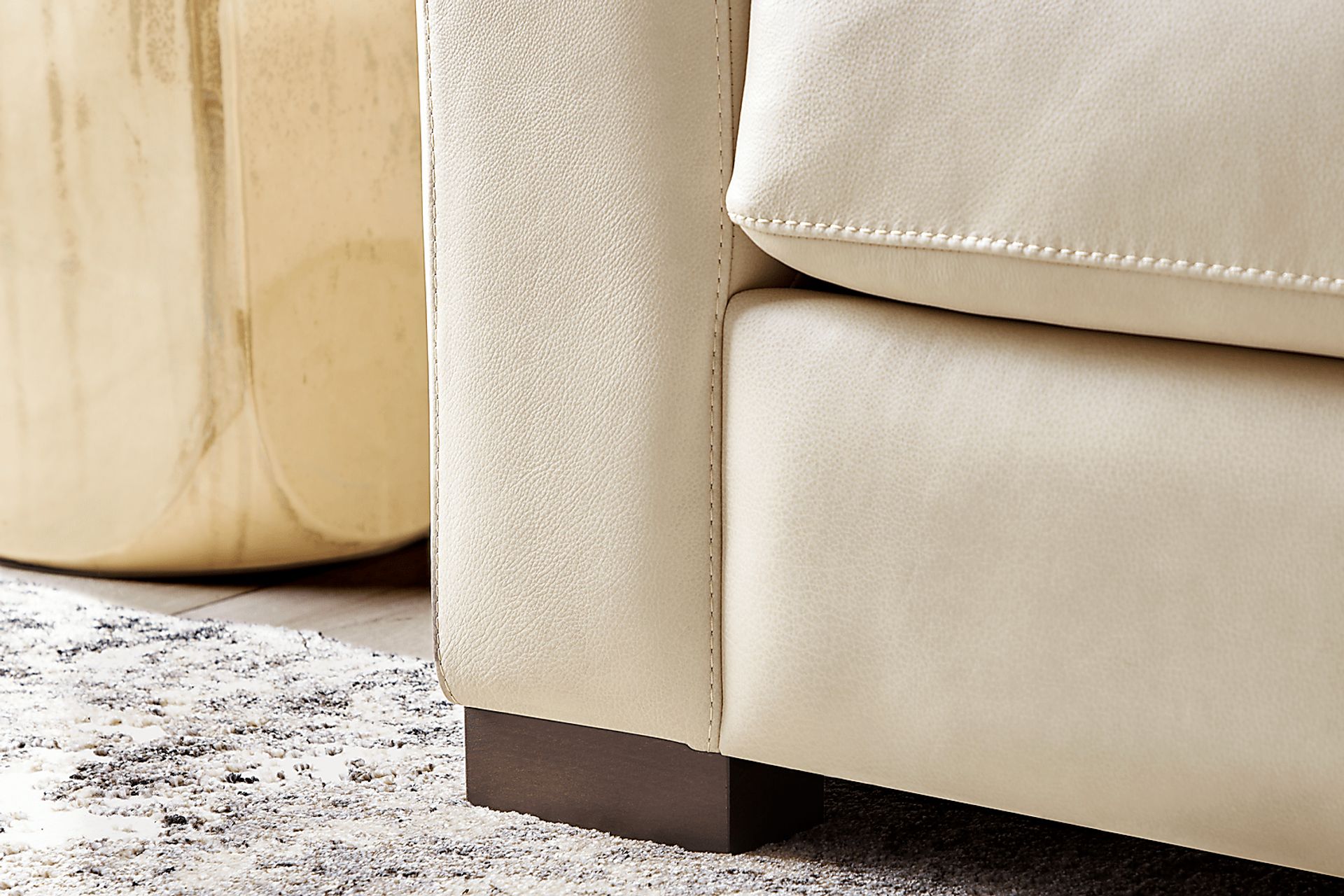 Messina Ivory Leather Loveseat - Image 4