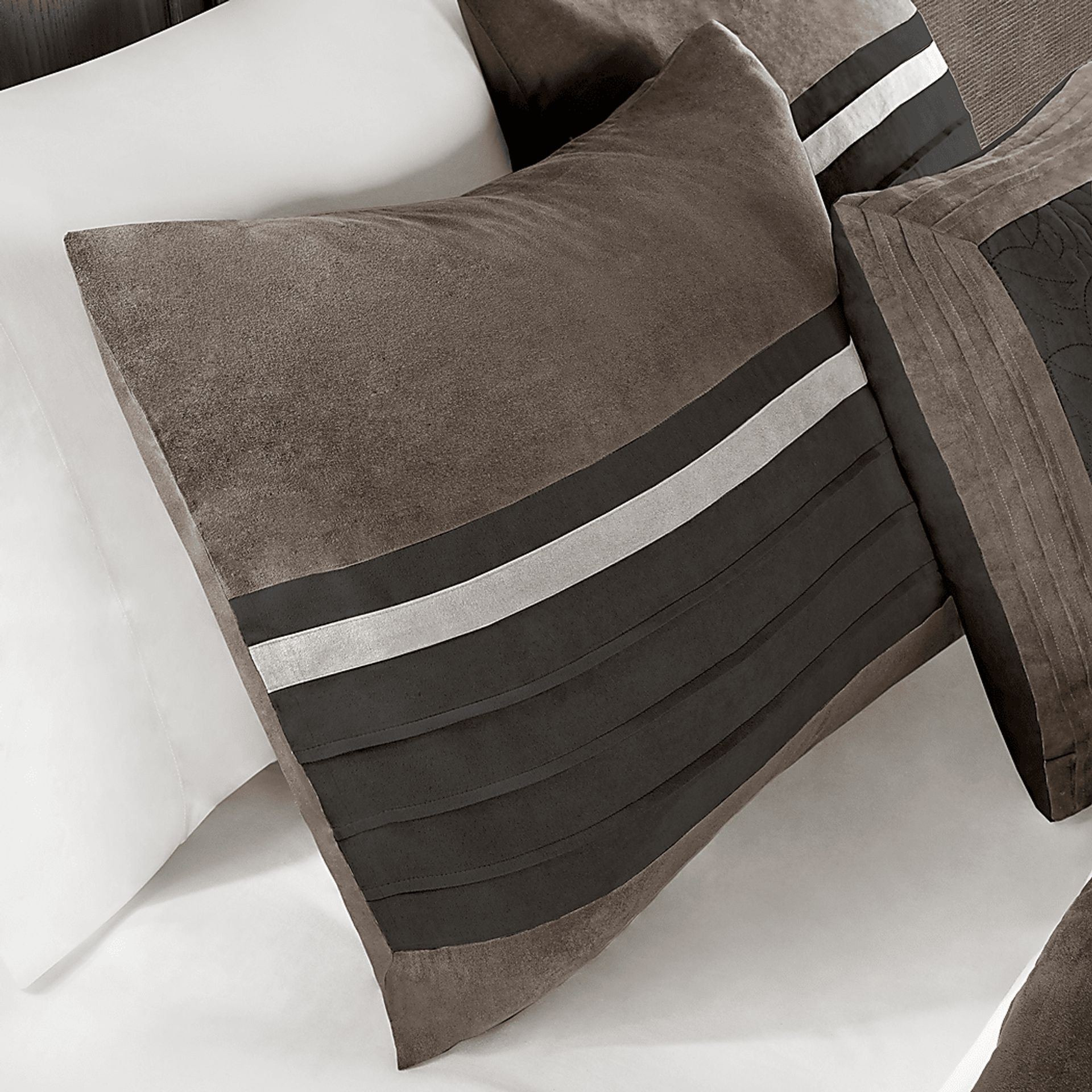 Metina Black 7 Pc California King Comforter Set - Image 3