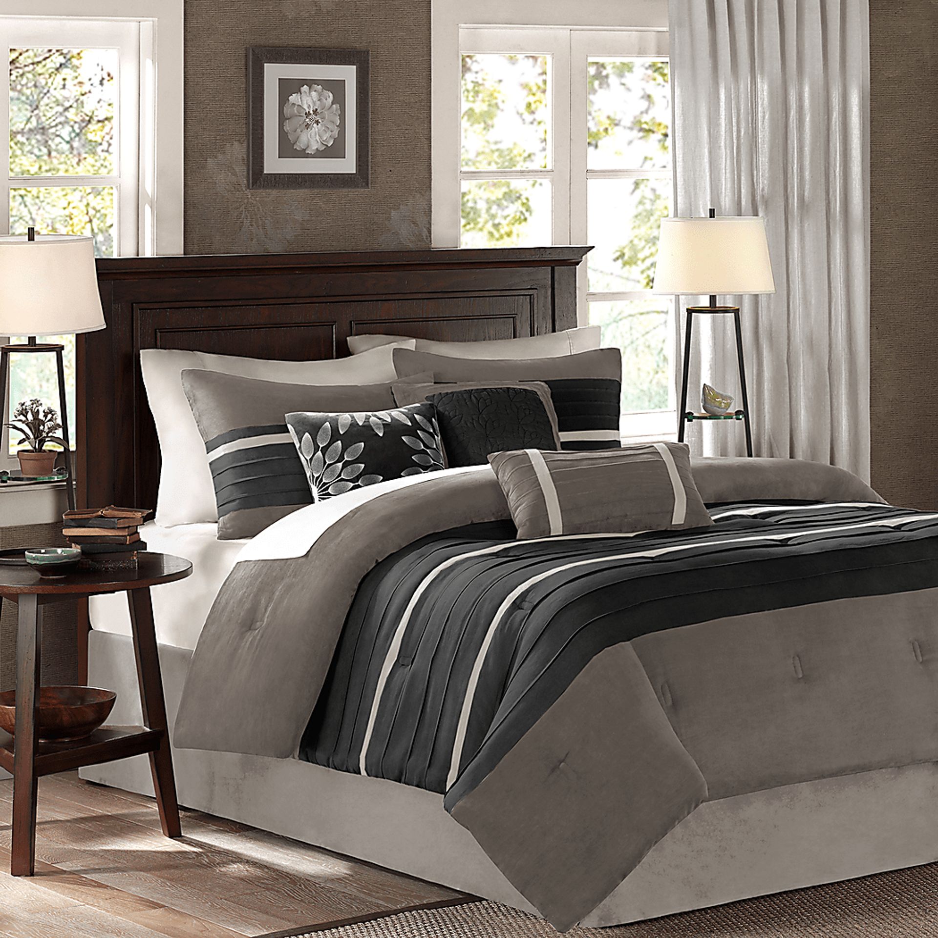 Metina Black 7 Pc King Comforter Set - Image 2