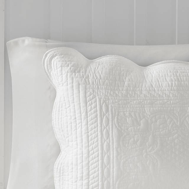 Midean White 3 Pc Queen Coverlet Set - Thumbnail - Image 5