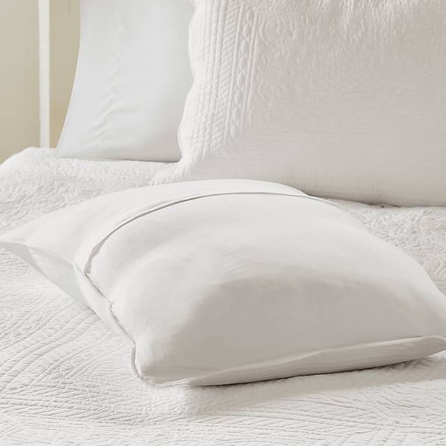 Midean White 3 Pc Queen Coverlet Set - Thumbnail - Image 6